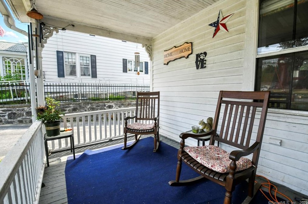147 Broad St, Killingly CT  06239-3002 exterior