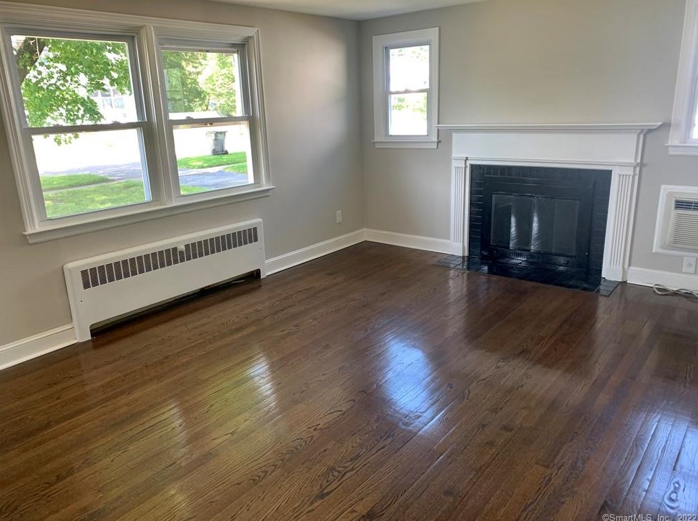 132 Wetherell St, Manchester, CT 06040