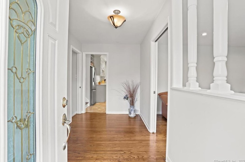 296 Papermill Ln, Fairfield, CT 06824