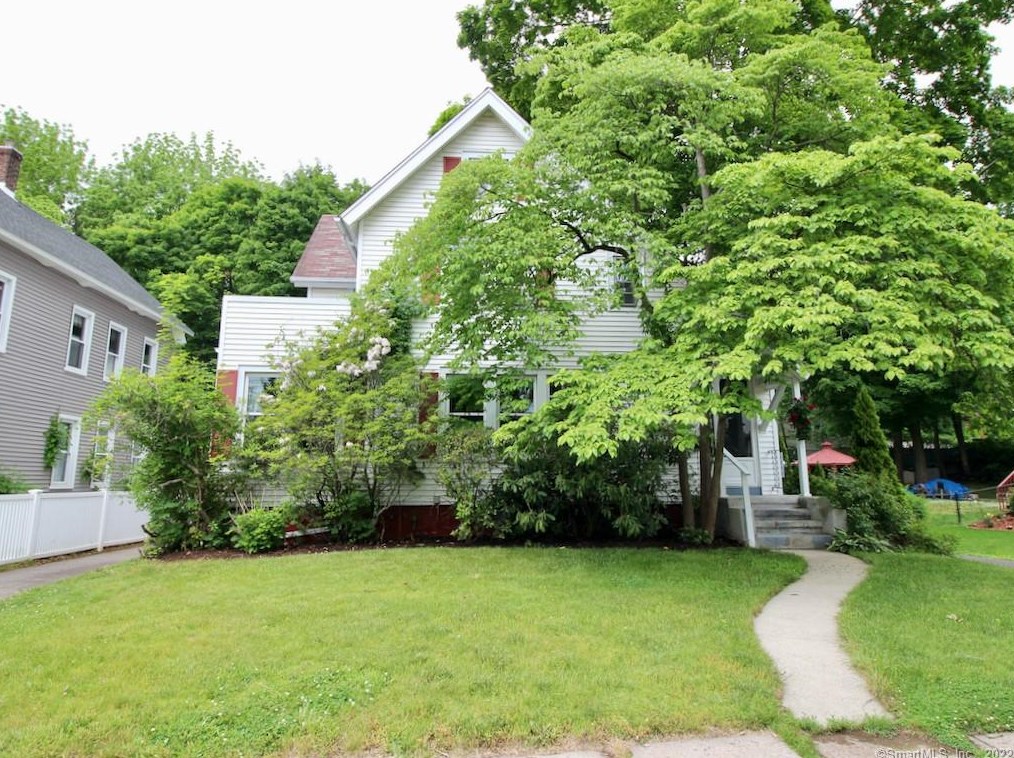 90 Fowler Ave, Meriden CT  06451-2810 exterior