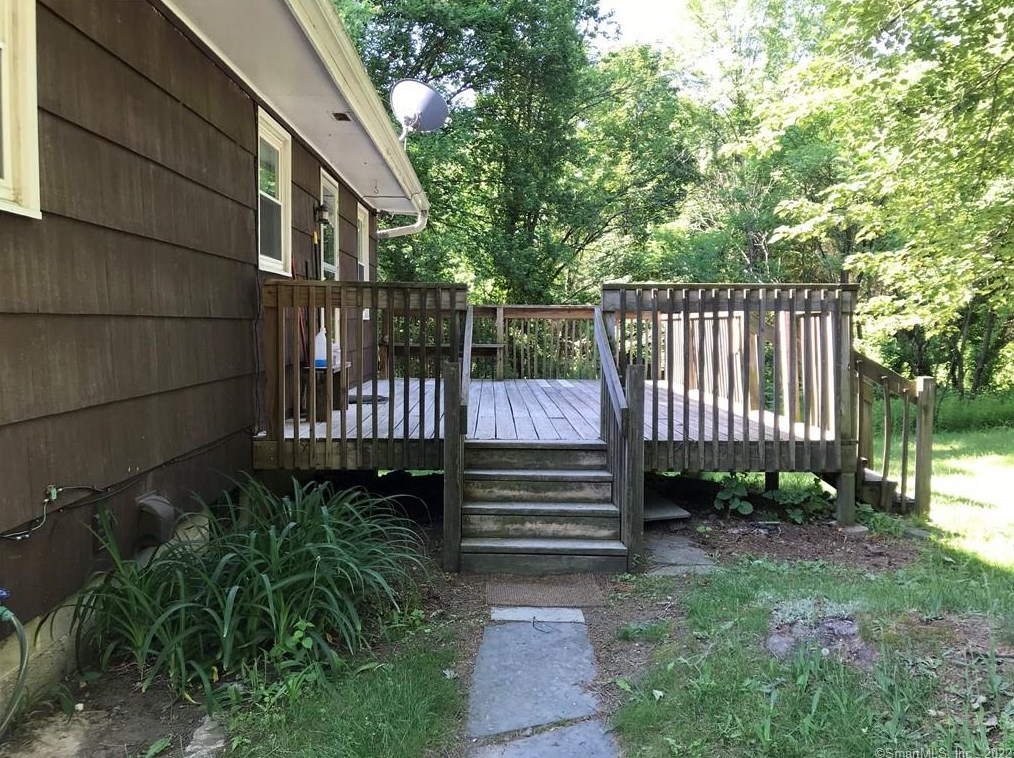 169 Colebrook River Rd, Winsted, CT 06098-2203