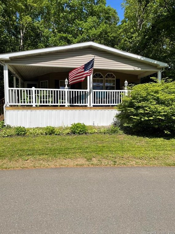 43 Evergreen Park, Clinton, CT 06413-1160