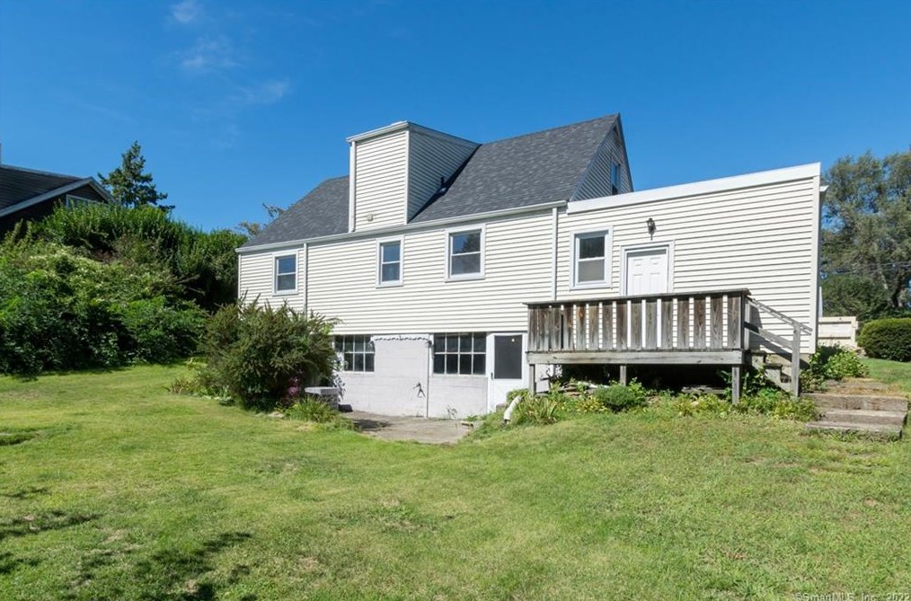 438 High St, Fairfield, CT 06824