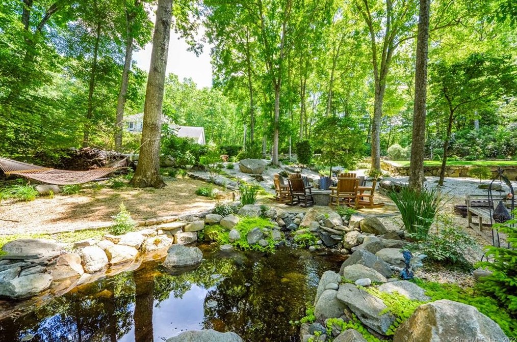 11 Kelly, Sandy Hook, CT 06482