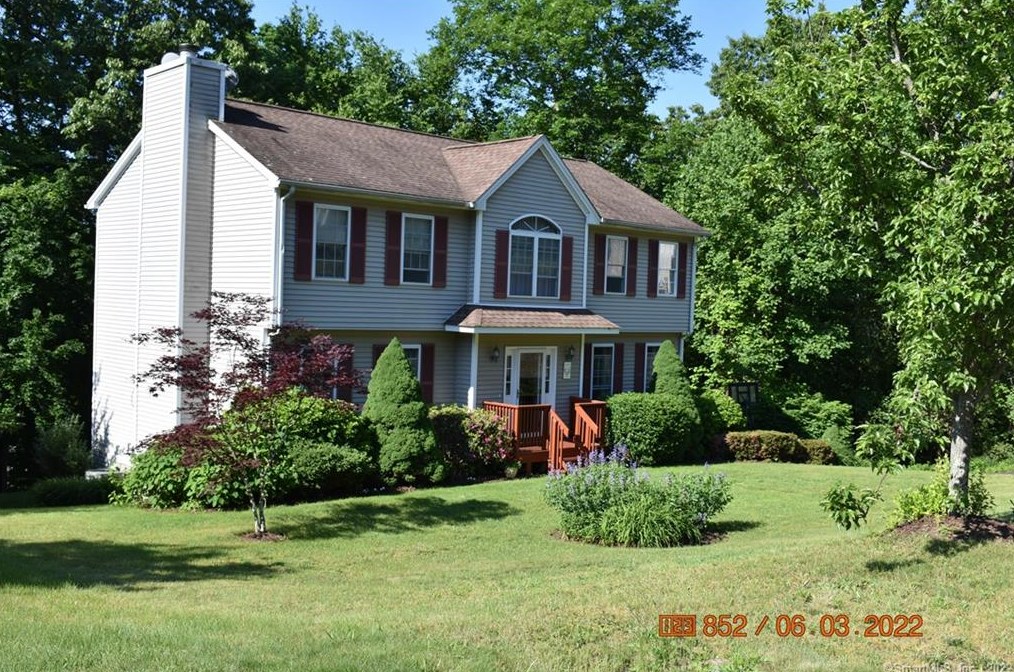 46 Terese Rd, Beacon Falls, CT 06403