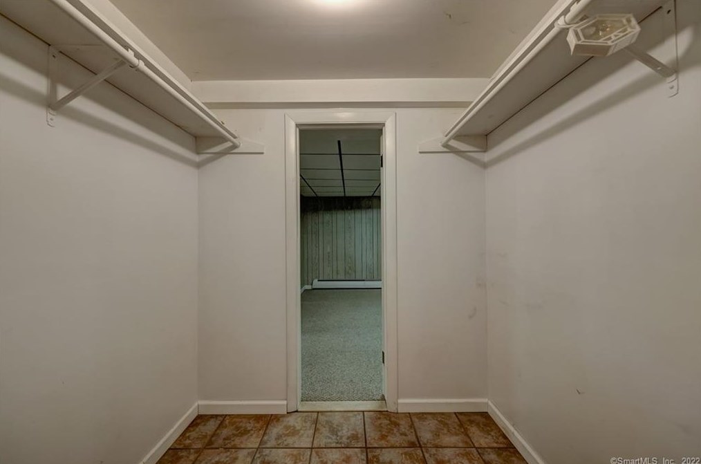 310 Beacon Rd, New Haven CT 06524-3080 exterior