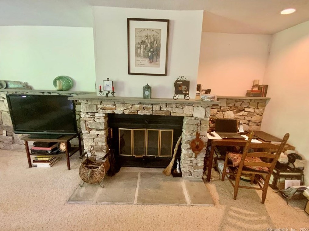 79 Woodside Cir #79, Torrington, CT 06790
