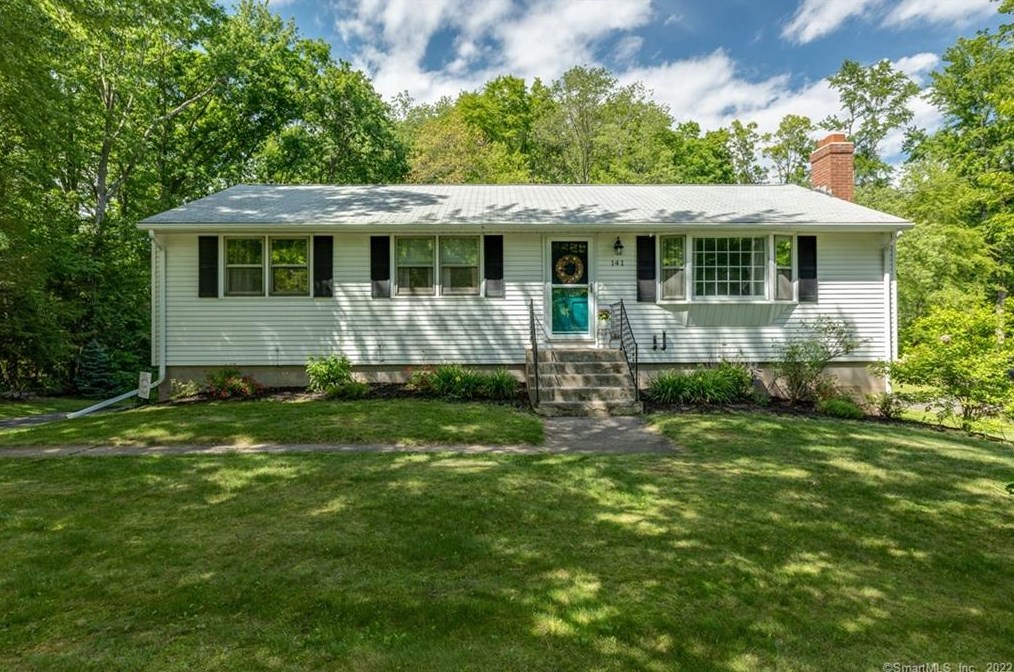 141 Troy Rd, Wapping, CT 06074