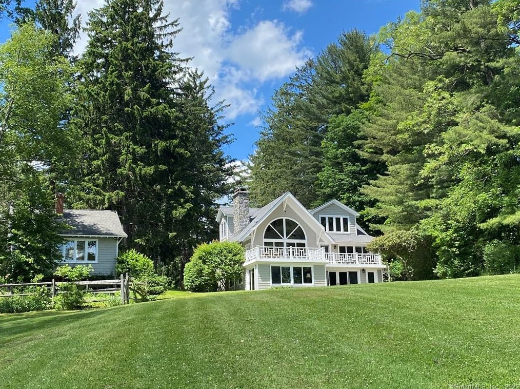 104 Millerton Rd, Lakeville, CT 06039