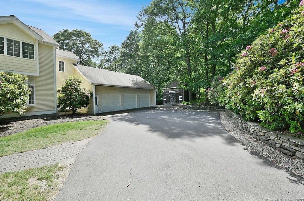 75 Daniel Trce, Unionville, CT 06013