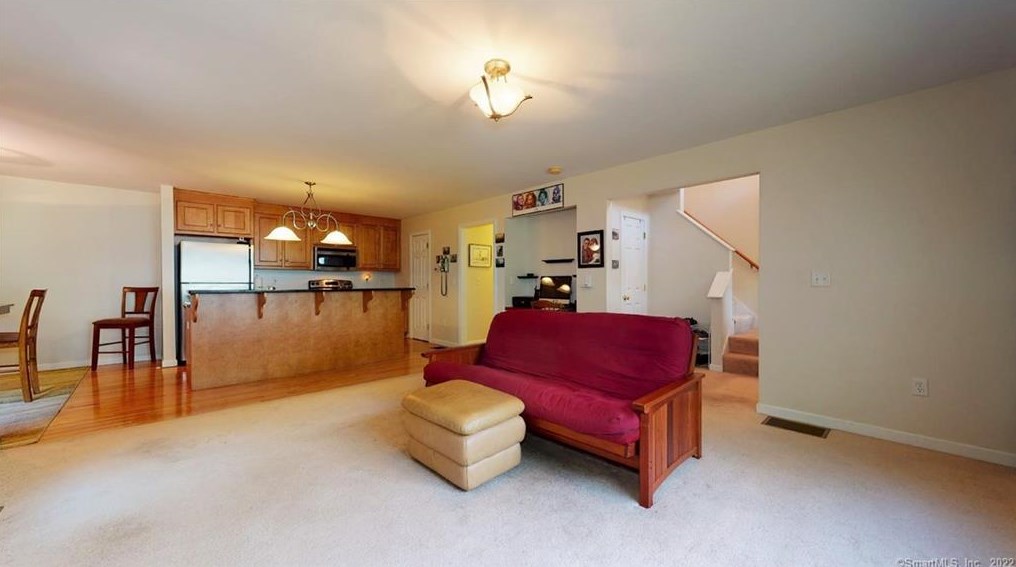 20 Folkstone Rd #b, East Windsor, CT 06016