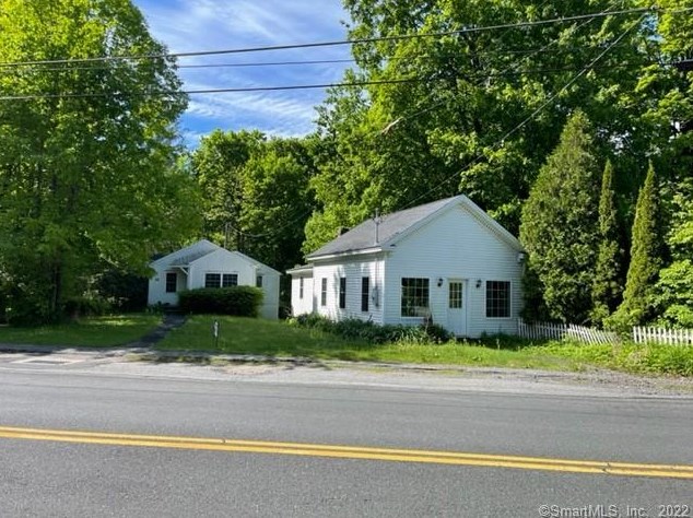 22 Greenwoods Rd E, Norfolk, CT 06058