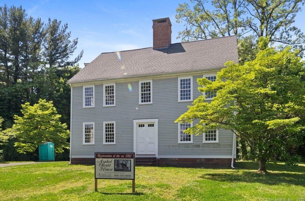 1091 Main St, Wapping, CT 06074