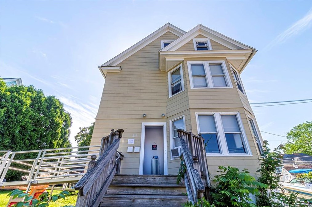 245 Montauk Ave, United States Coast Guard Ac, CT 06320