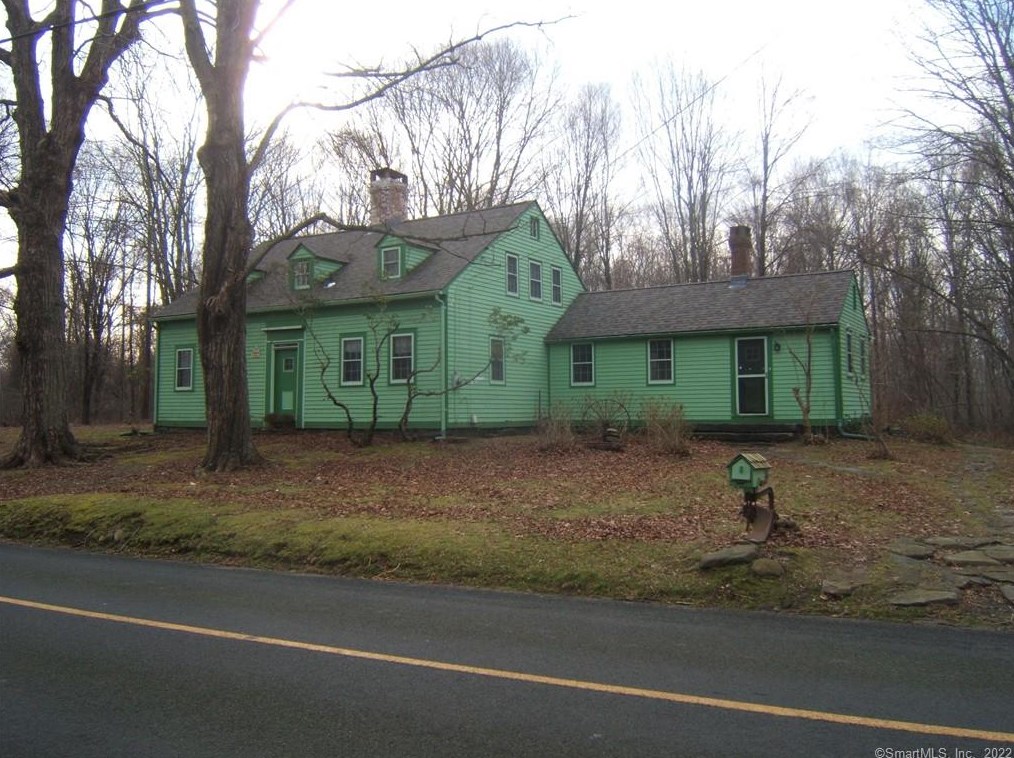 144 Nortontown Rd, Guilford, CT 06437