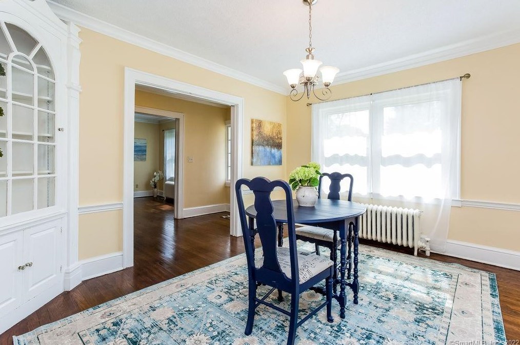 126 Palm St, Hartford CT 06112-1355 exterior