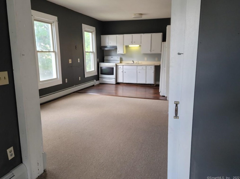 60 N 2nd St, Meriden, CT 06451