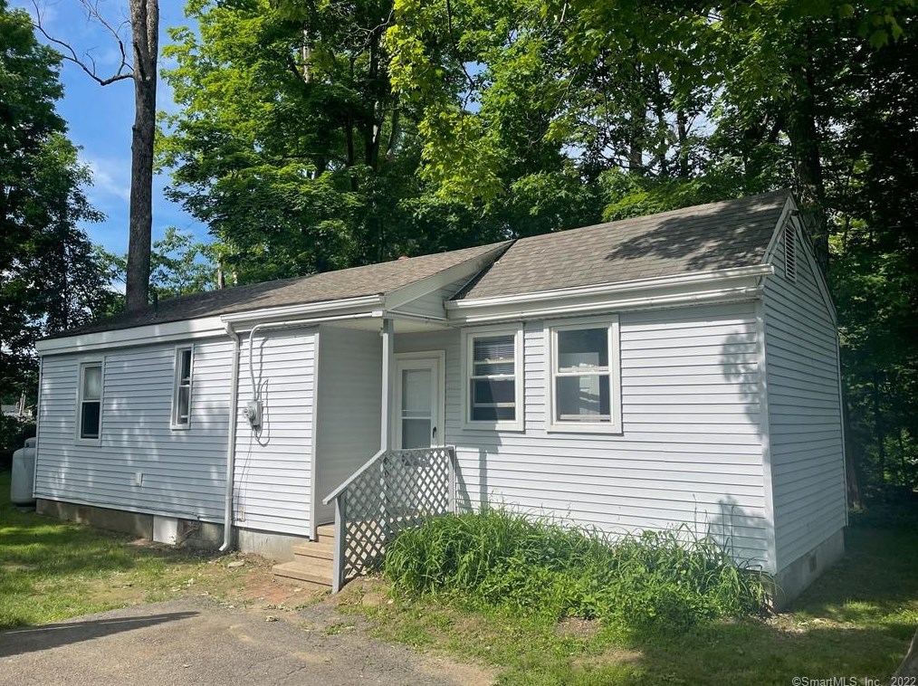 2 Brunetto Grove, Morris, CT 06763