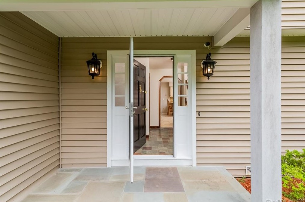 12 Terra Glen Rd, Danbury, CT 06811