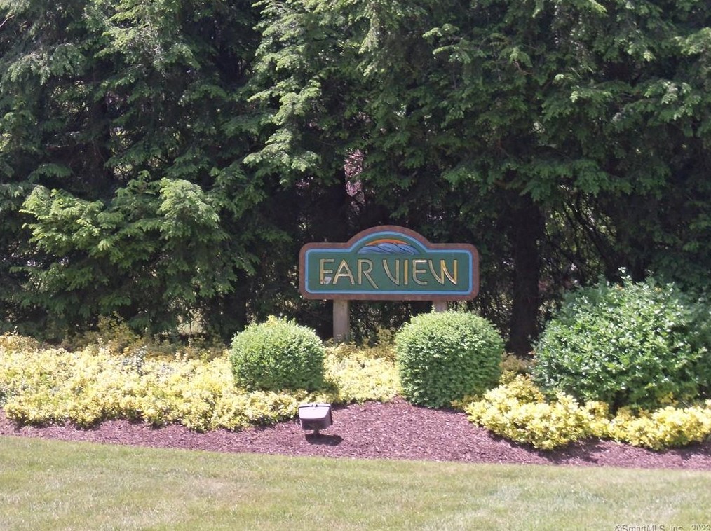 62 Far View Cmns #62, Southbury, CT 06488