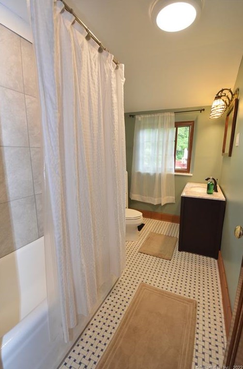 25 Howard St, New Haven CT 06513-4036 exterior