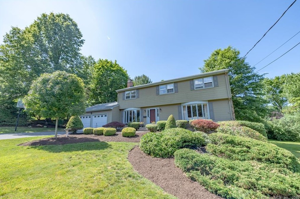 20 Palmer Dr, Hartford, CT 06118 exterior