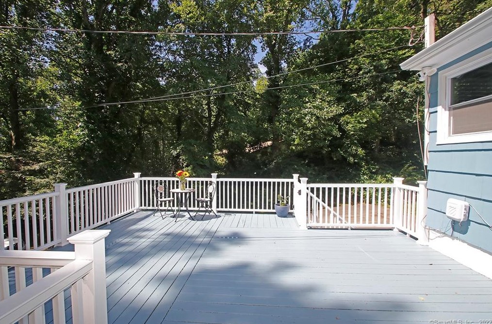 630 Totoket Rd, Northford, CT 06472