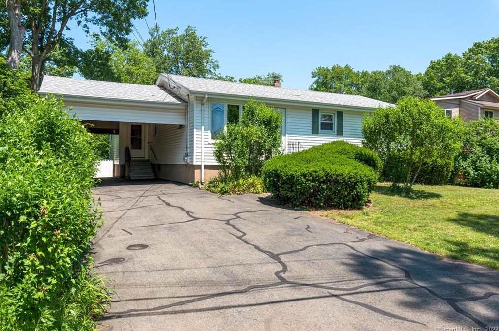 49 Postman Hwy, North Haven, CT 06473