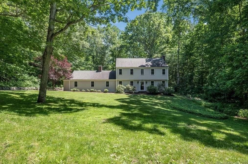 46 Acorn Rd, Madison, CT 06443-3340