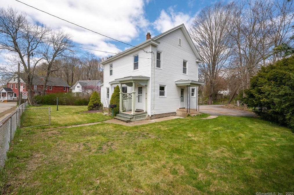 7 Town St, Norwich, CT 06360
