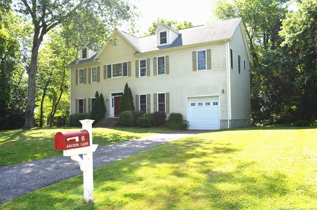 6 Archer Ln, Tokeneke, CT 06820