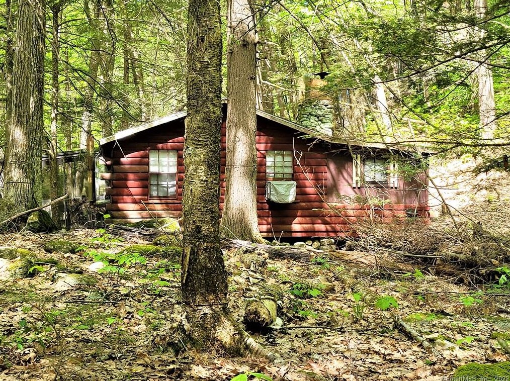 83 Barkhamsted, Granby, CT 06090