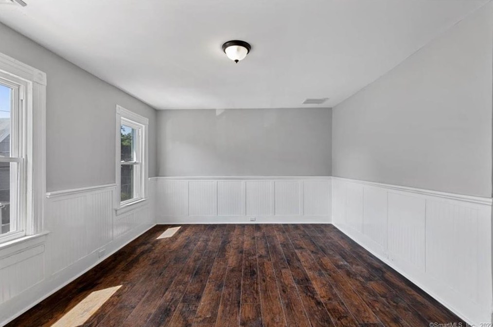 29 Jetland Pl #2, Bridgeport, CT 06605