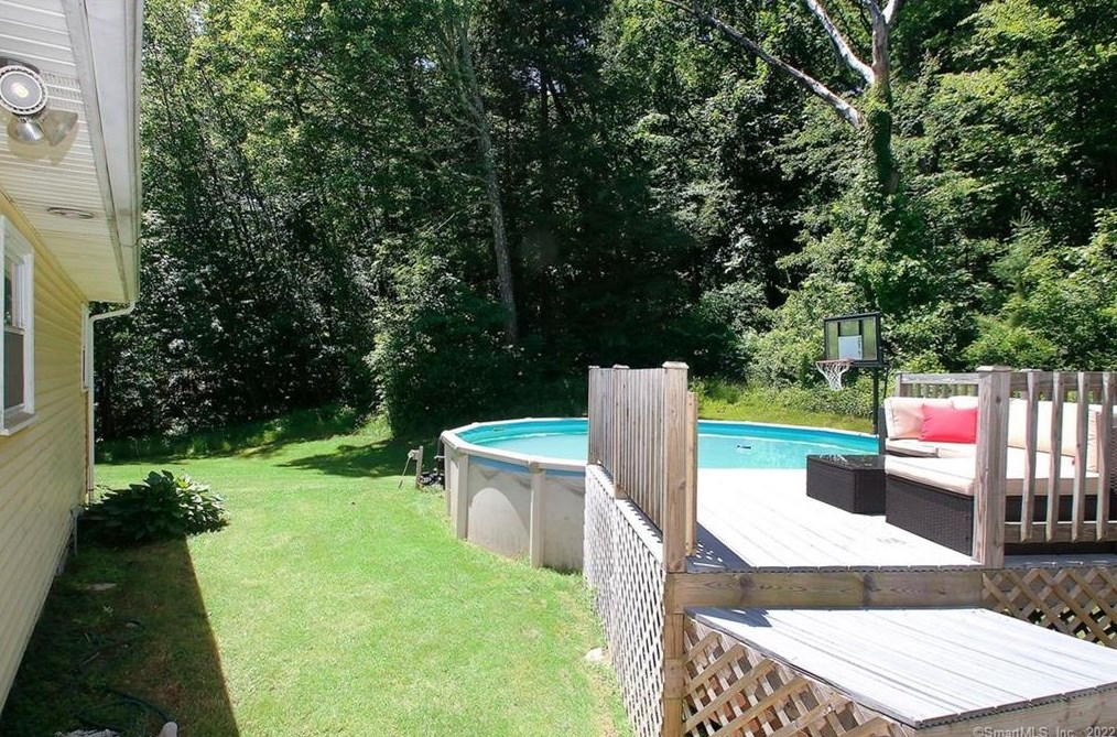 168 Hill Rd, Collinsville CT  06019-2242 exterior