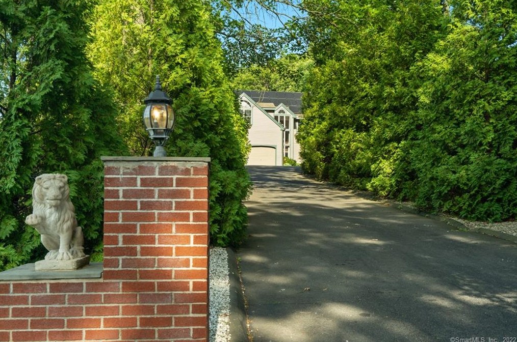 1474 Stafford Ave, Bristol, CT 06010