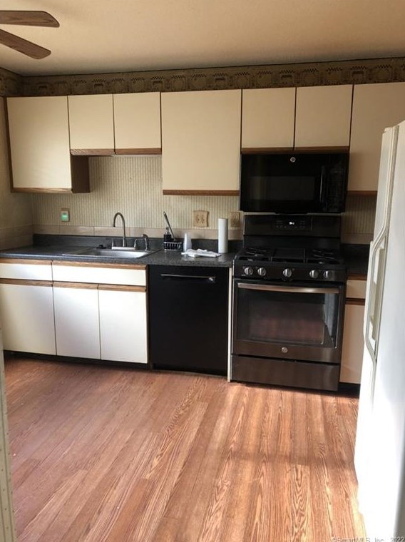 248 Skyview Dr #248, Cromwell, CT 06416