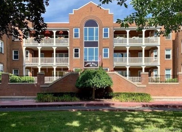 15 Highland St #305, Hartford, CT 06119