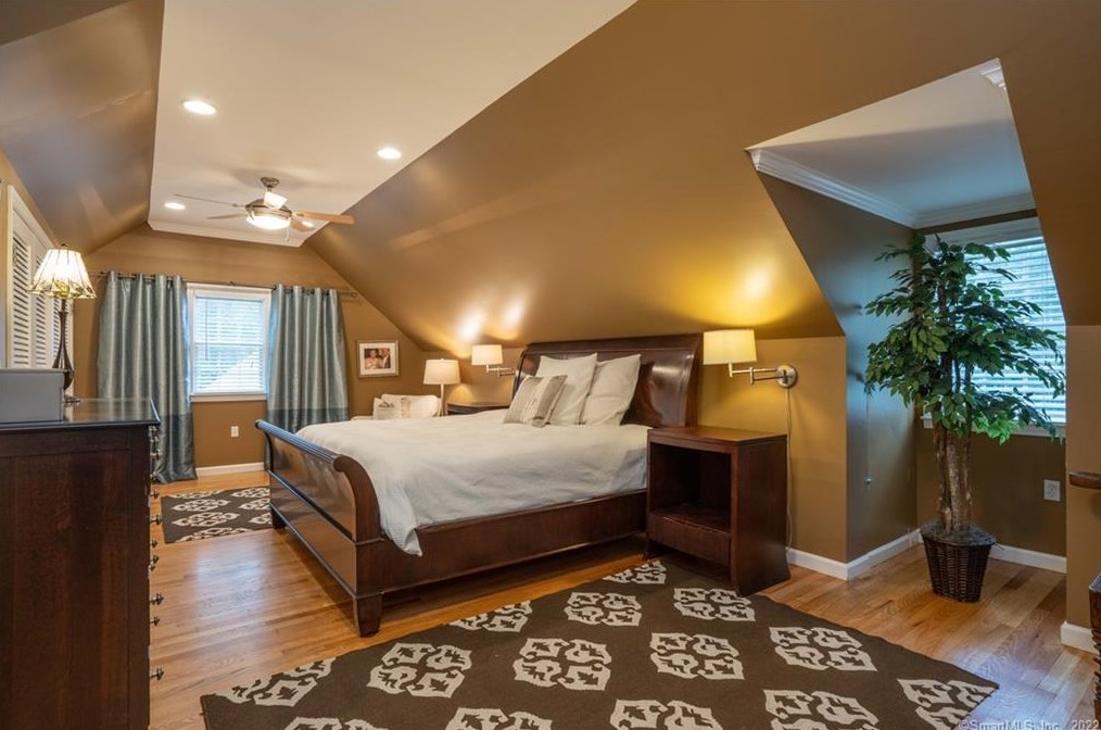 85 Brainard Rd, Hartford CT 06114-1601 exterior