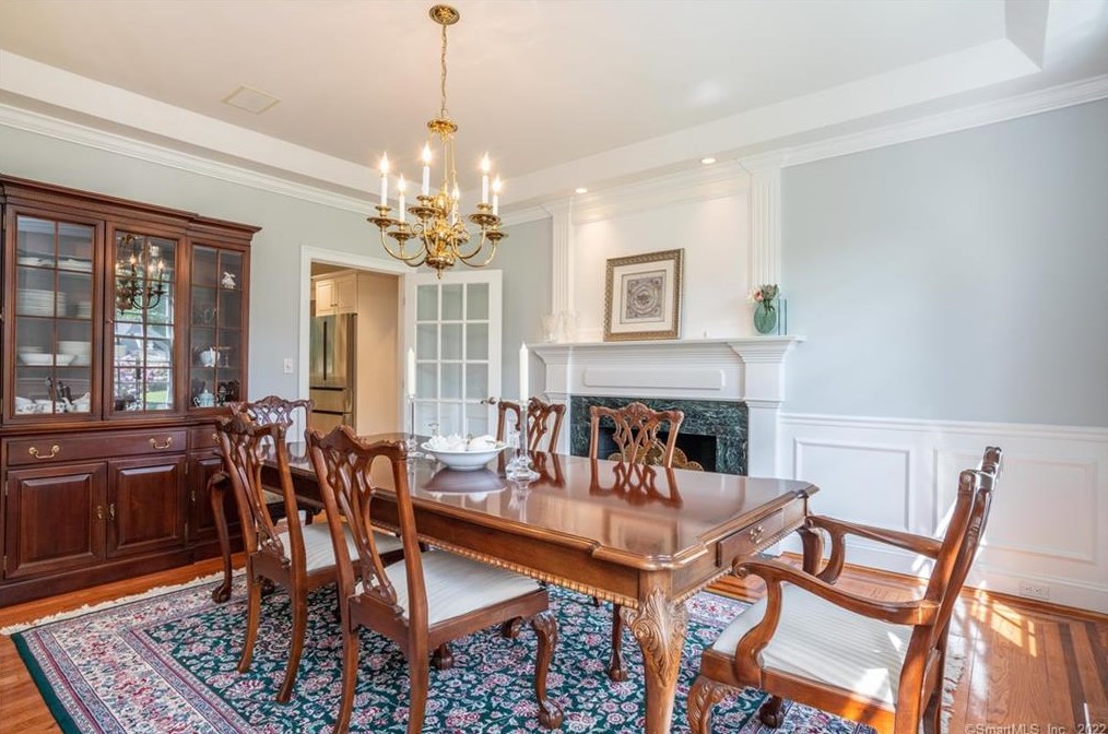 41 Brian Ln, Avon CT 06001-3530 exterior