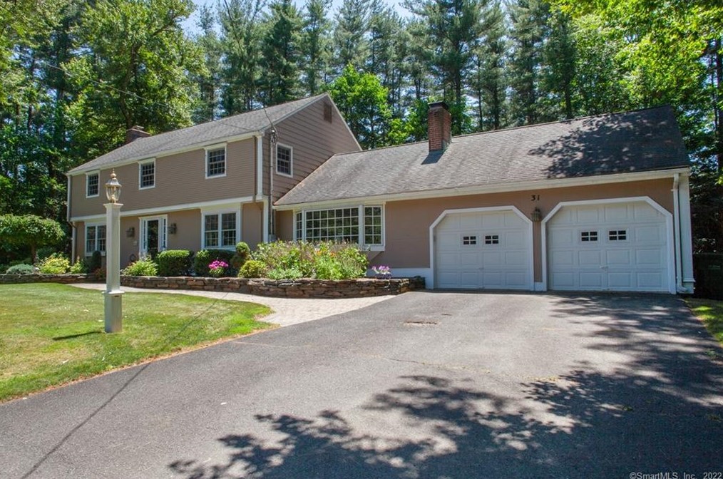 31 Sunset Hill Rd, Simsbury, CT 06070