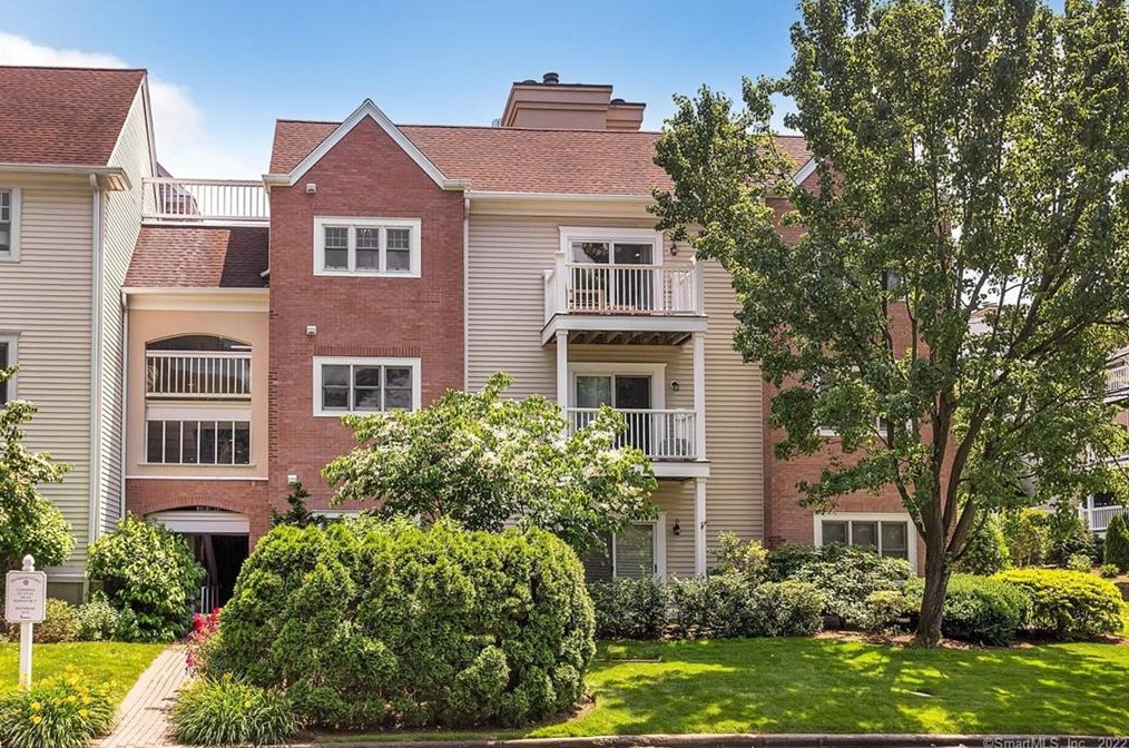 51 Forest Ave #134, Old Greenwich, CT 06870