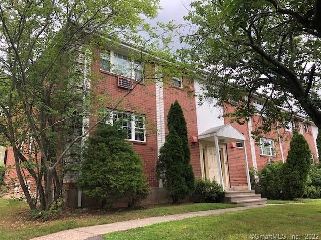 59 Sigwin Dr #59, Wallingford, CT 06492