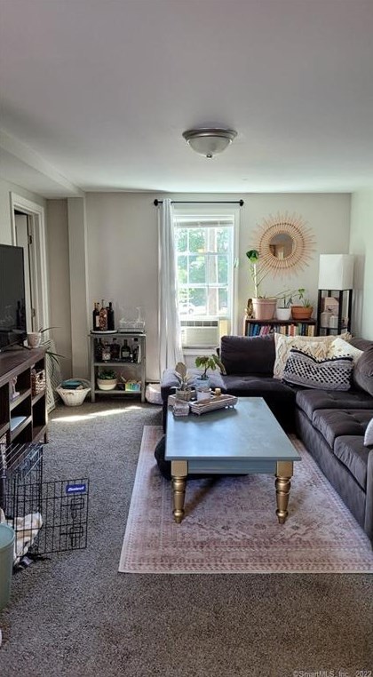 18 Center St, Killingly, CT 06239