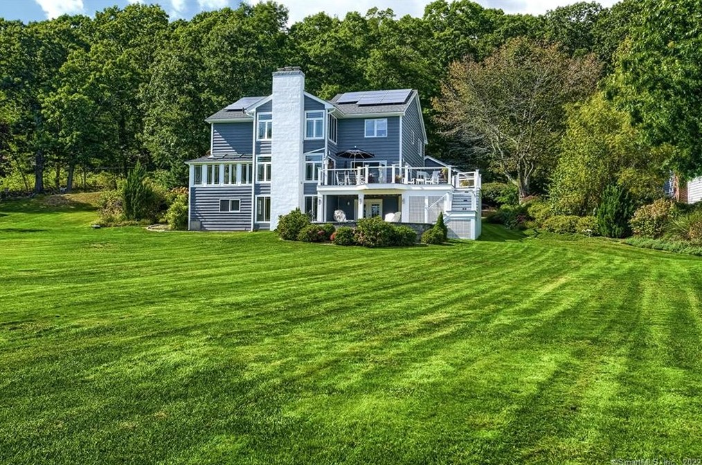 47 Oswegatchie Hills Rd, Niantic, CT 06357