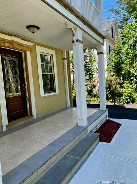 24 Rock St, Winsted, CT 06098