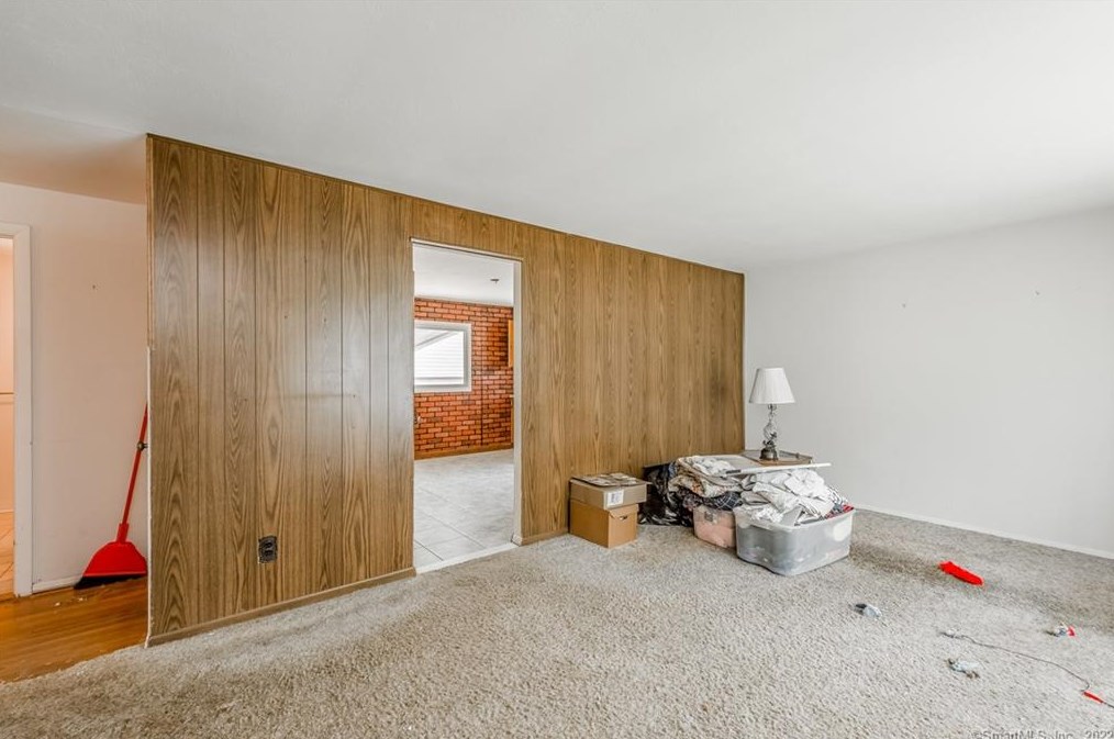 68 Georgia Rd, Chesterfield, CT 06370
