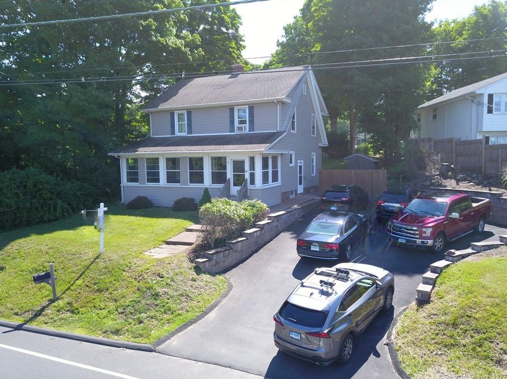 25 Quinnipiac Ave, North Haven, CT 06473