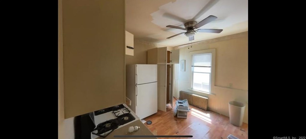 30 Crescent St, Ansonia, CT 06401