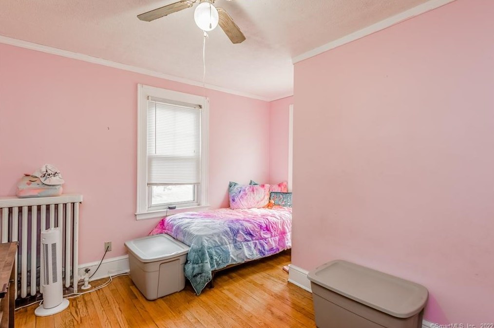 60 Palm St, Hartford CT 06112-1353 exterior