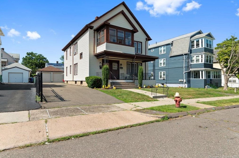 20 Chapman St, Hartford, CT 06108-2101